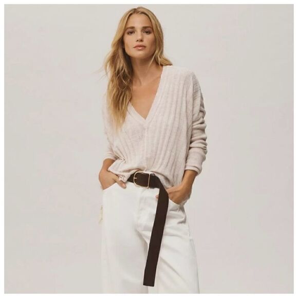 Anthropologie Pilcro Women’s V-neck Boxy Rib Ivory Lightweight Wool Blend Sweate - Picture 1 of 10